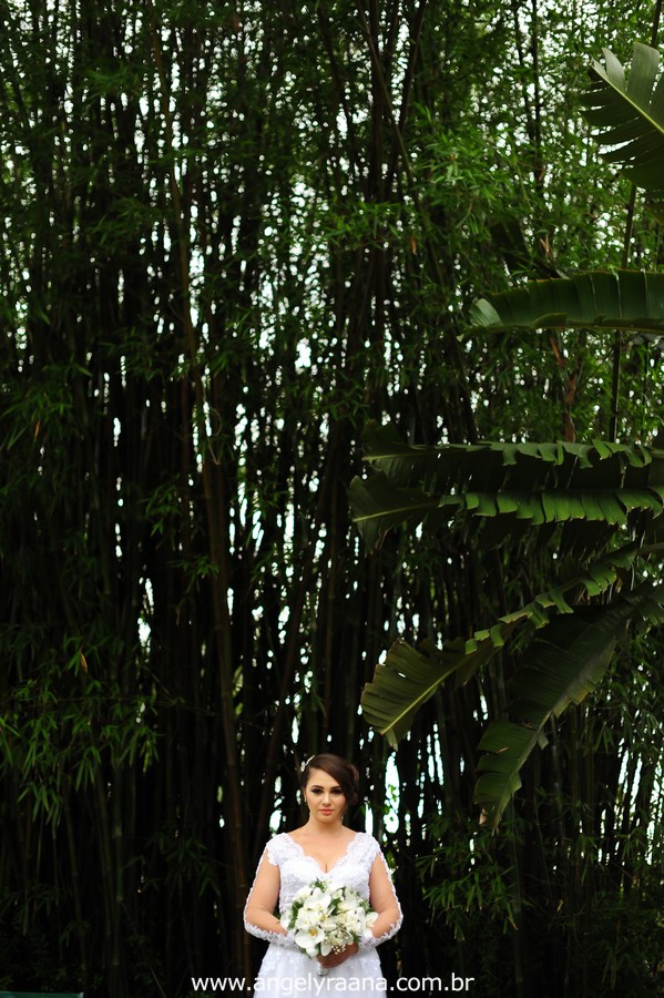 making off da noiva no jardins do chalé em são gonçalo do casamento estilo diy folk de dia da vivan e thiago