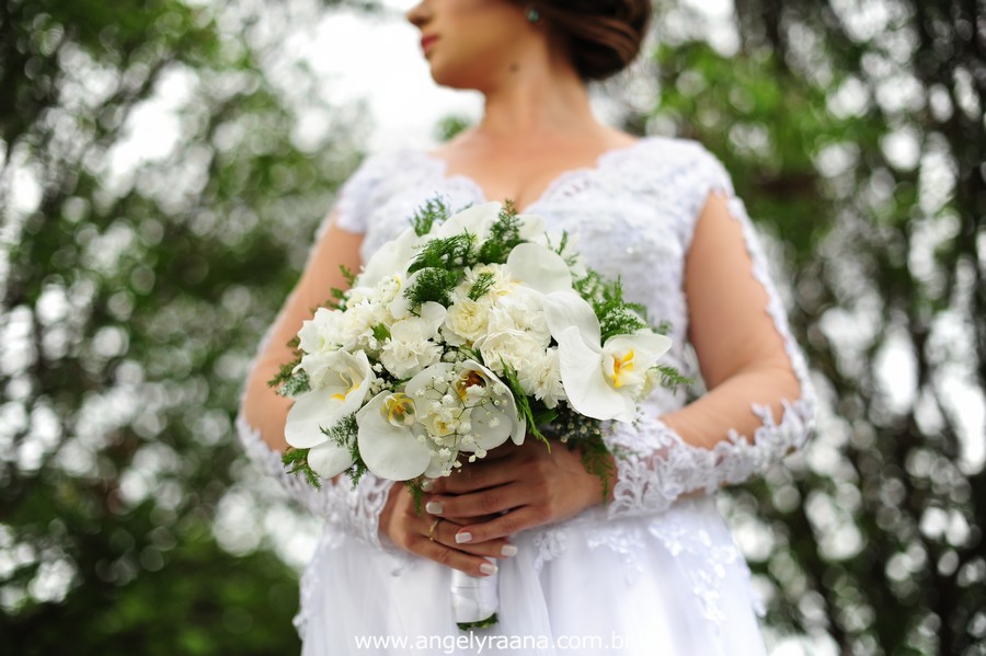 making off da noiva no jardins do chalé em são gonçalo do casamento estilo diy folk de dia da vivan e thiago