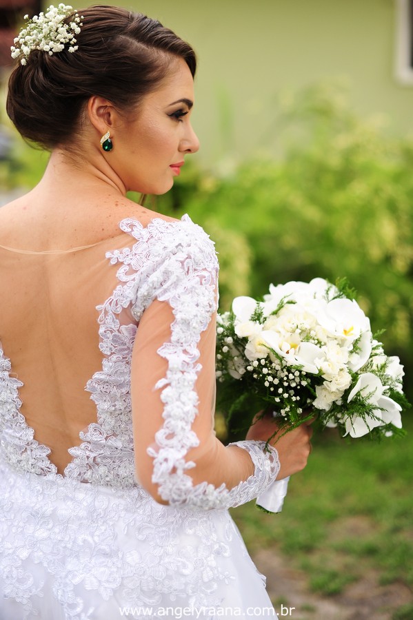 making off da noiva no jardins do chalé em são gonçalo do casamento estilo diy folk de dia da vivan e thiago