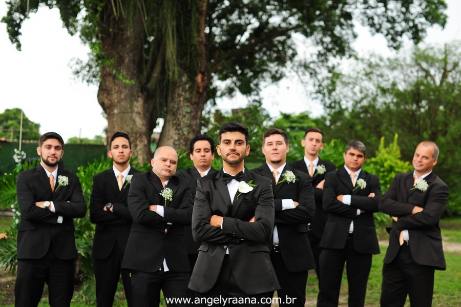 padrinhos de casamento no jardins do chalé em são gonçalo do casamento estilo diy folk de dia da vivan e thiago