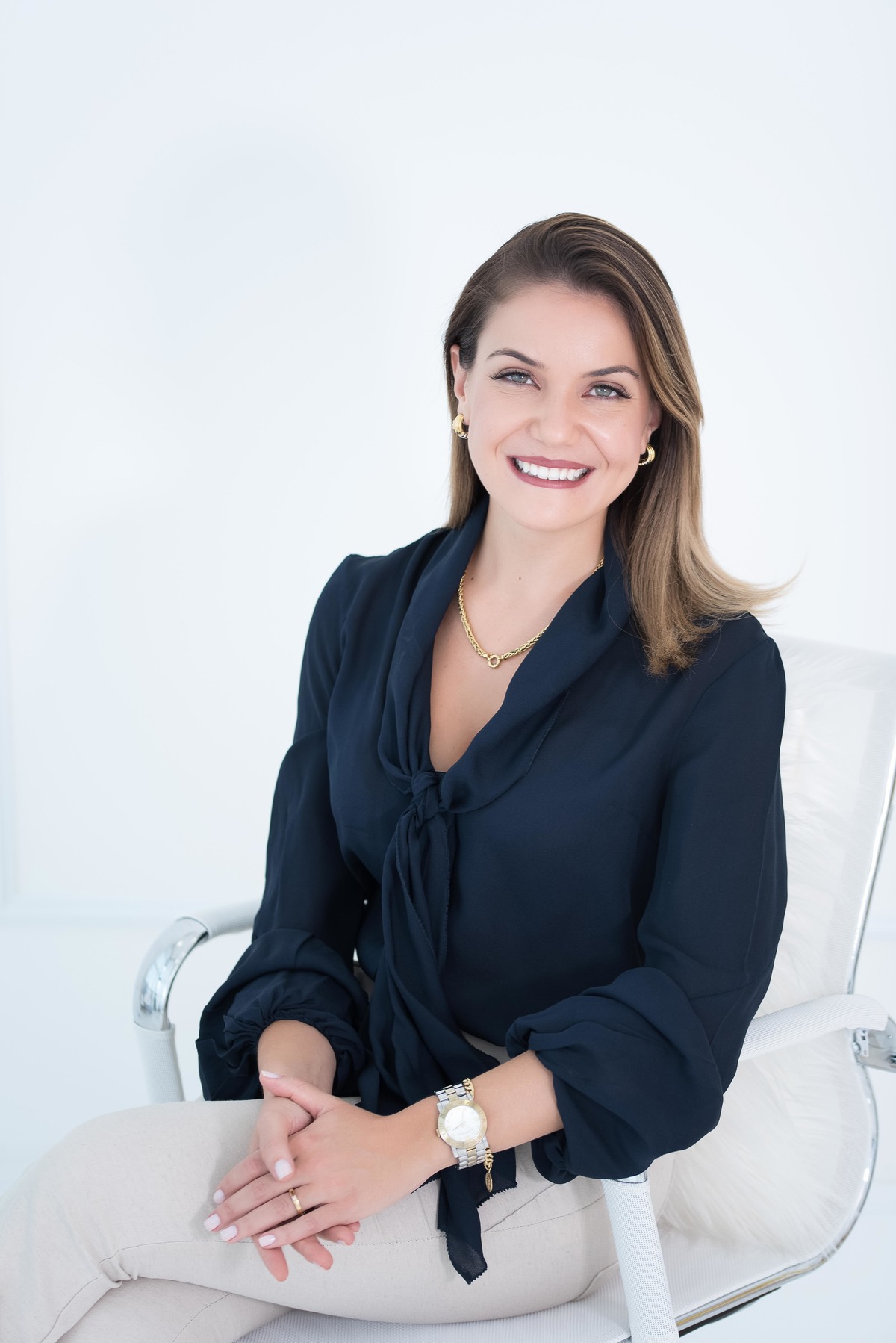 ensaio de perfil profissional - Fotos de perfil profissional - retrato profissional - foto para site - foto para Linkedin - estúdio - Studio 