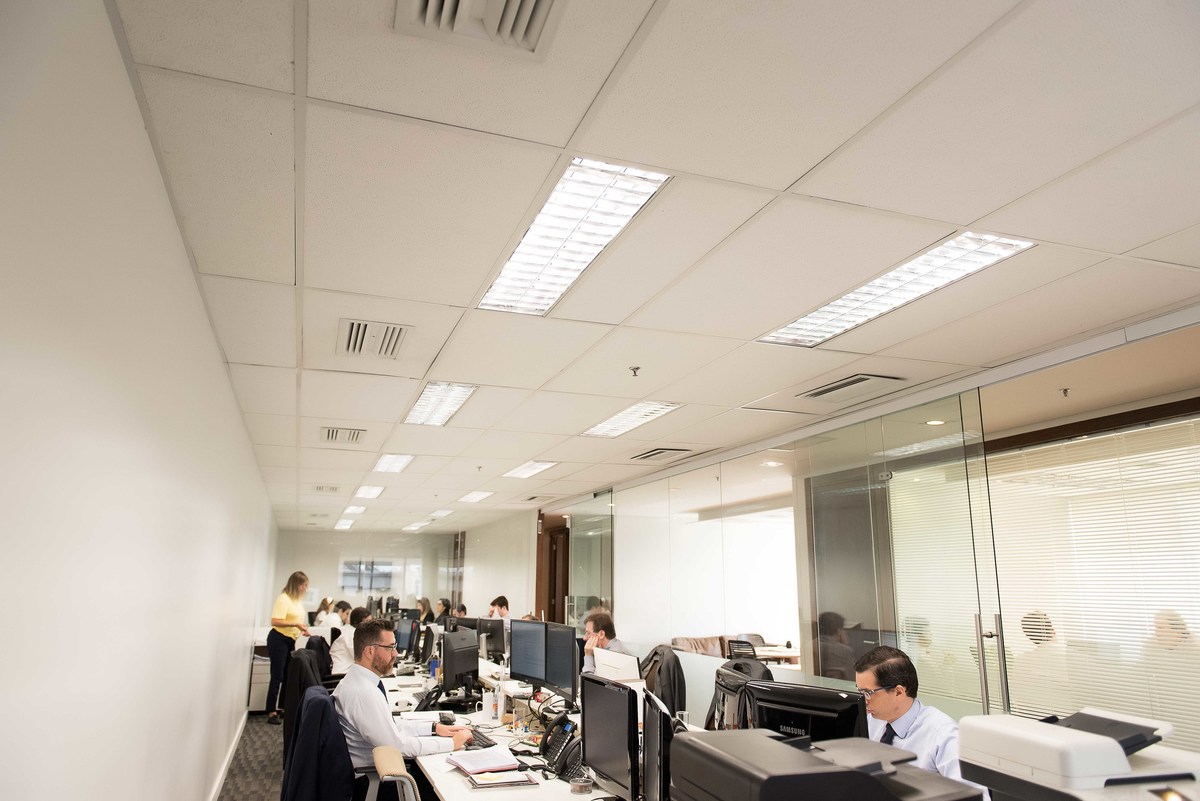 Fotos perfil profissional, estúdio, fotos empresa, fotos escritório, foto são paulo, estúdio fotográfico, fotos em grupo, fotos linkedin, fotos profissionais corporativas, fotografia empresarial, fotografia empresários