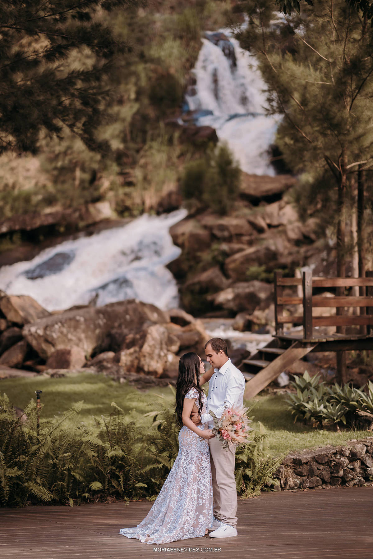 Fotografia de Pré -Wedding Fazenda Cachoeira Boutique Hotel Caratinga Minas Gerais 