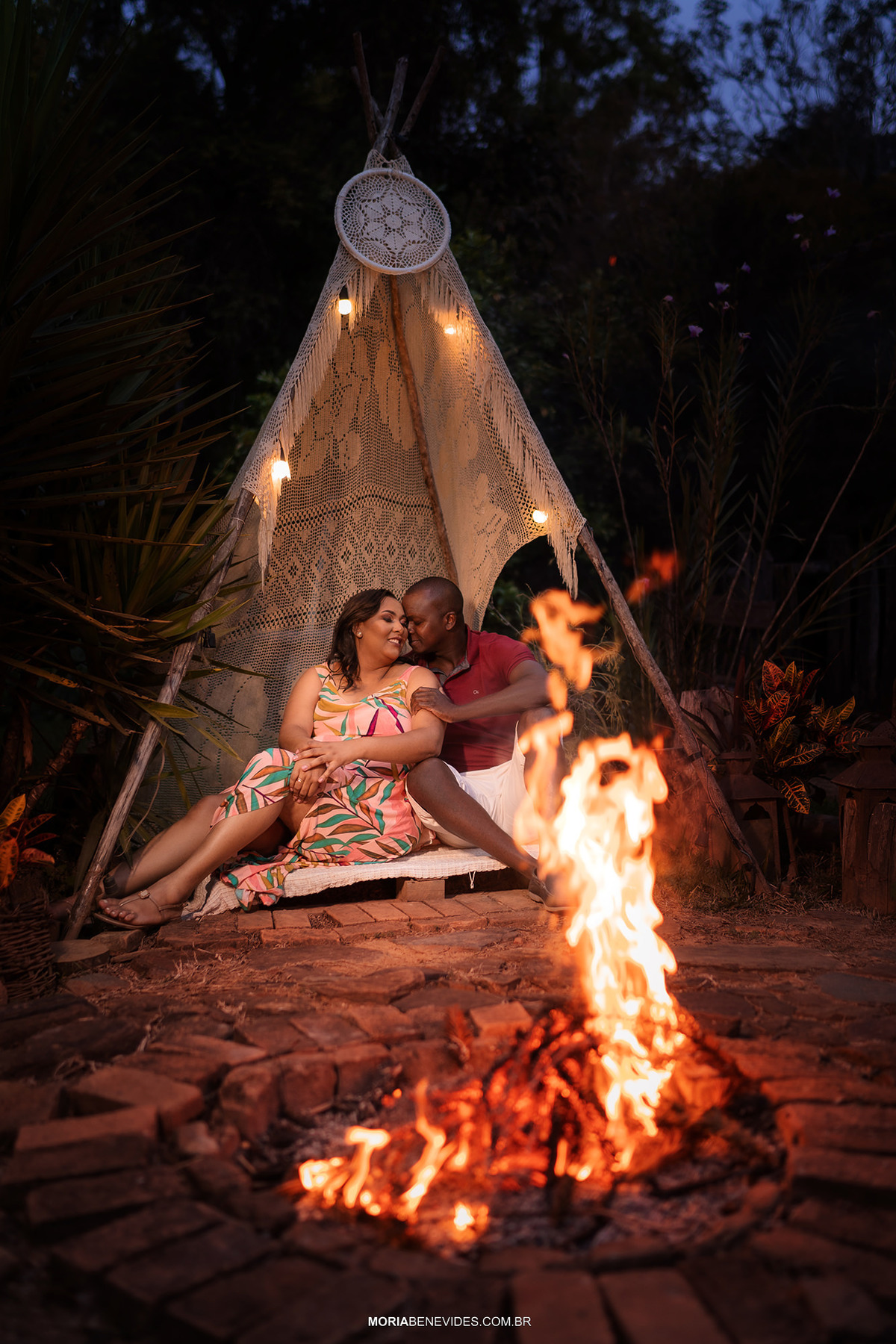 Fotografia de Pré-Wedding Bougainville Farm Caeté MInas Gerais 