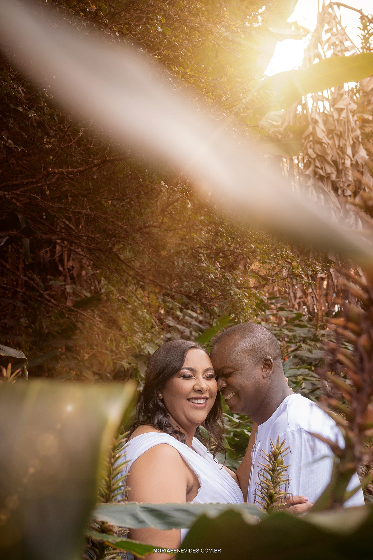 Fotografia de Pré-Wedding Bougainville Farm Caeté MInas Gerais 