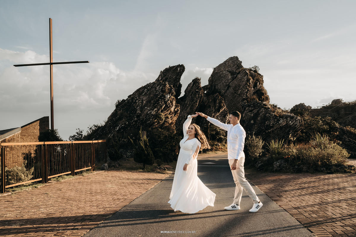 Fotografia de Pré-Wedding - Serra da Piedade - Minas Gerais
