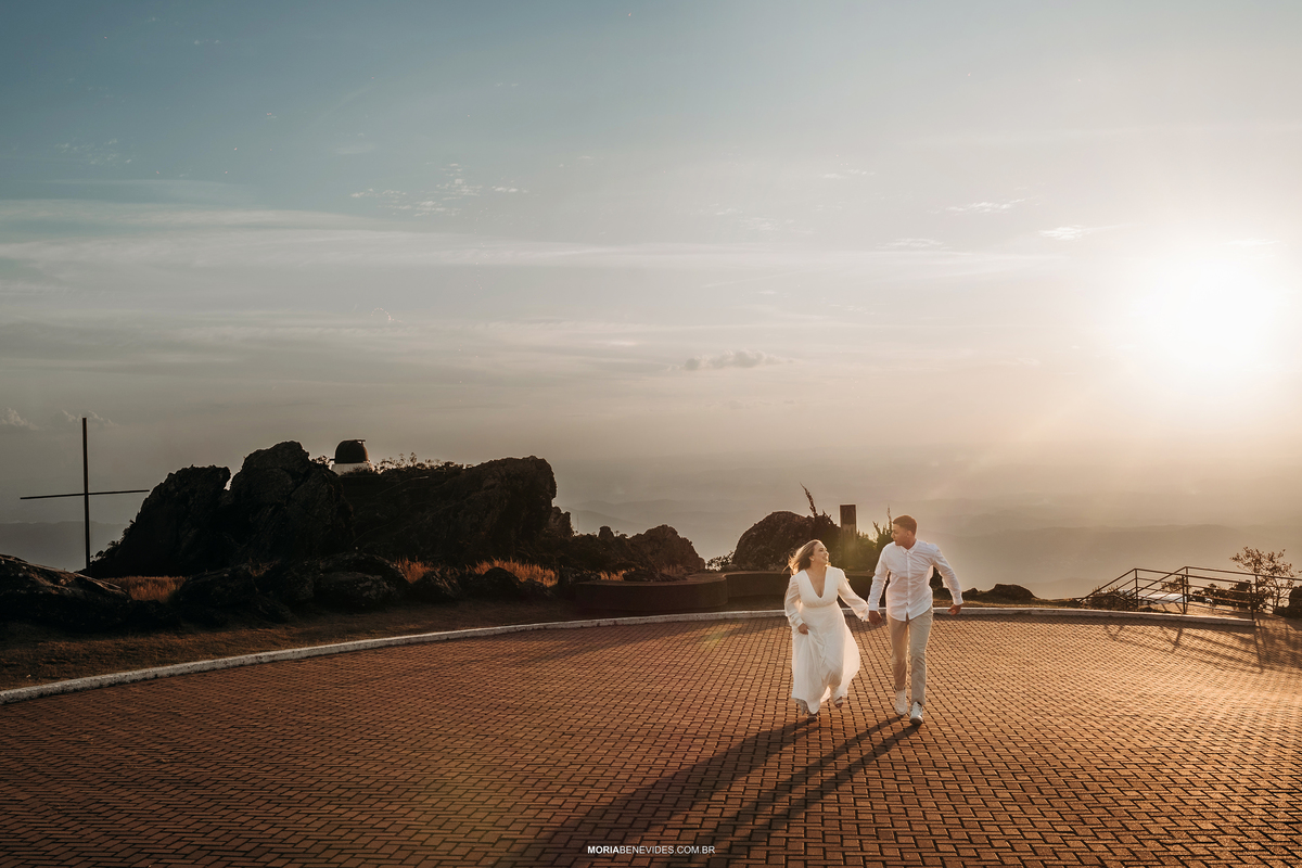 Fotografia de Pré-Wedding - Serra da Piedade - Minas Gerais