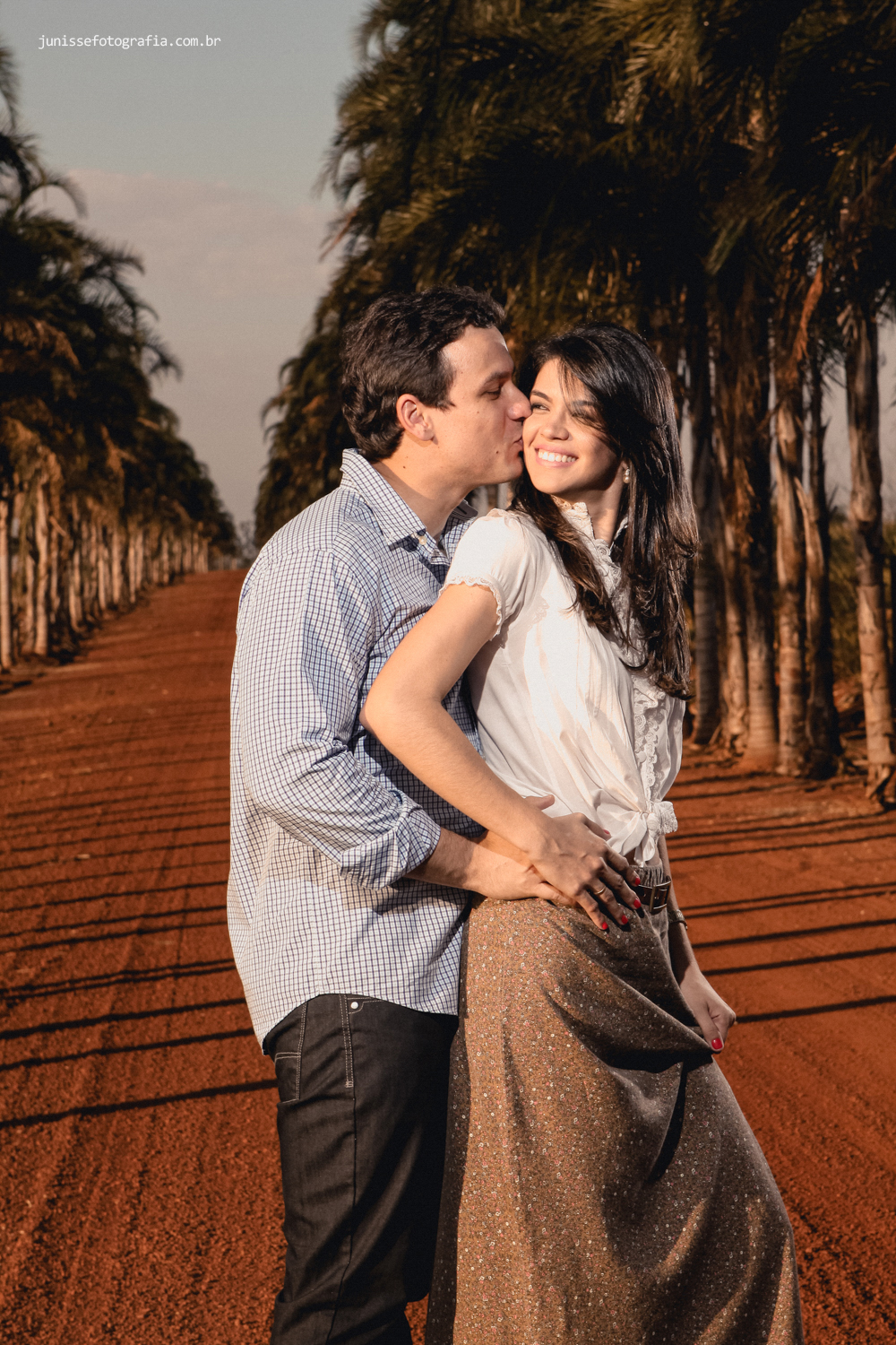 gabriela-e-esequiel-casamento_casamento-em-ituiutaba_ensaio-externo_ensaio-ar-livre_fotos-diferentes-de-casamento_casamento-diferente_casamento-de-dia_casamento-ituiutaba-mg_cas