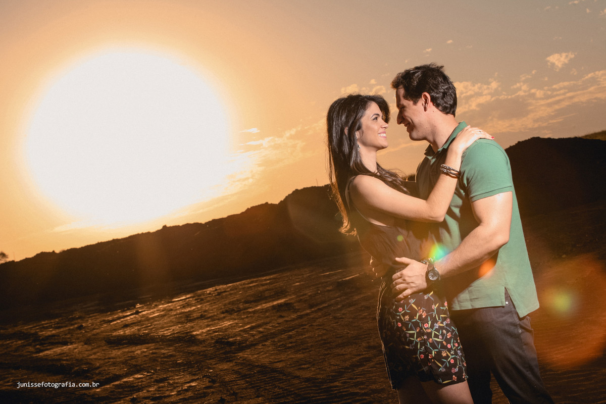 gabriela-e-esequiel-casamento_casamento-em-ituiutaba_ensaio-externo_ensaio-ar-livre_fotos-diferentes-de-casamento_casamento-diferente_casamento-de-dia_casamento-ituiutaba-mg_cas