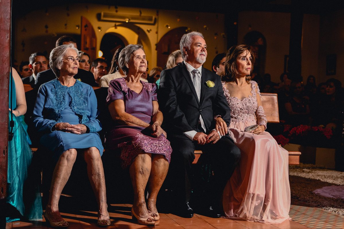 ludimila-e-junior-casamento_casamento-em-quirinopolis_casamento-na-boate_destination-wedding-chile_fotos-difernetes-de-casamento_casamento-diferente_casamento-de-dia_casamento-quirinooilis-go_cas