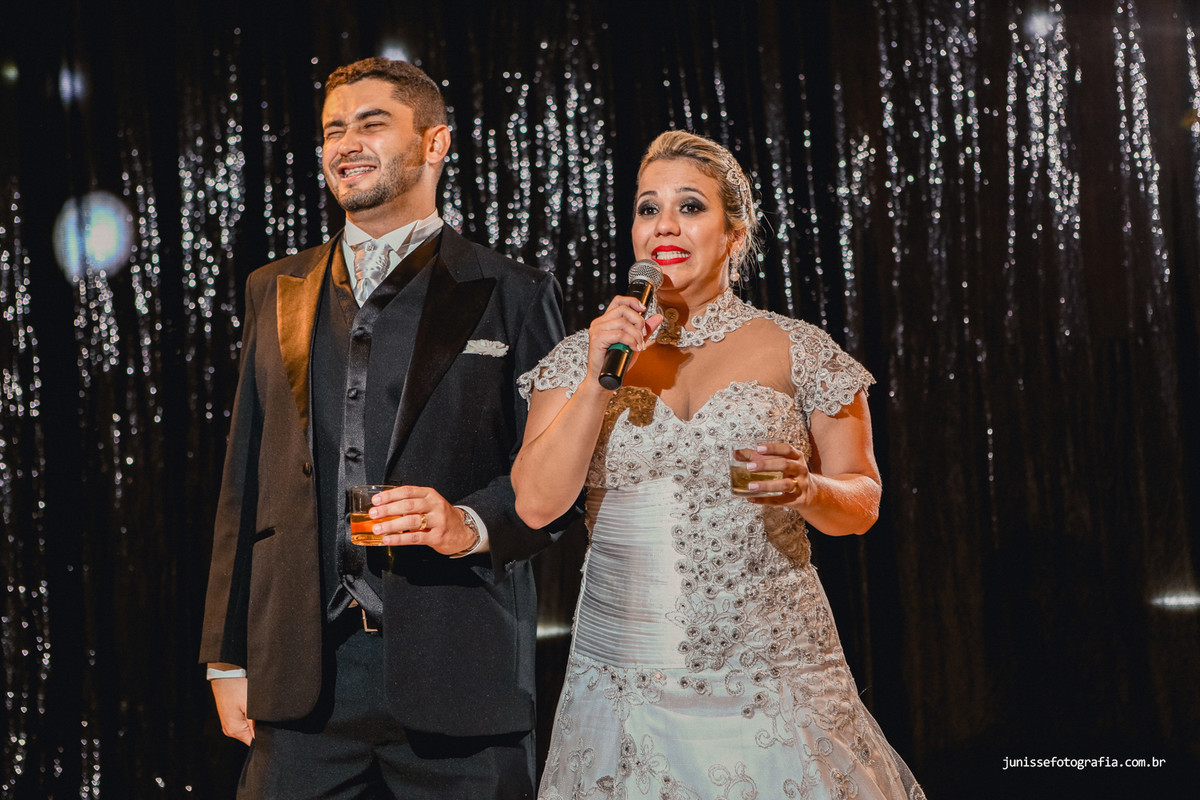 livia-e-carlos-casamento_casamento-em-quirinopolis_casamento-na-boate_destination-wedding-chile_fotos-difernetes-de-casamento_casamento-diferente_casamento-de-dia_casamento-quirinoilis-go_cas