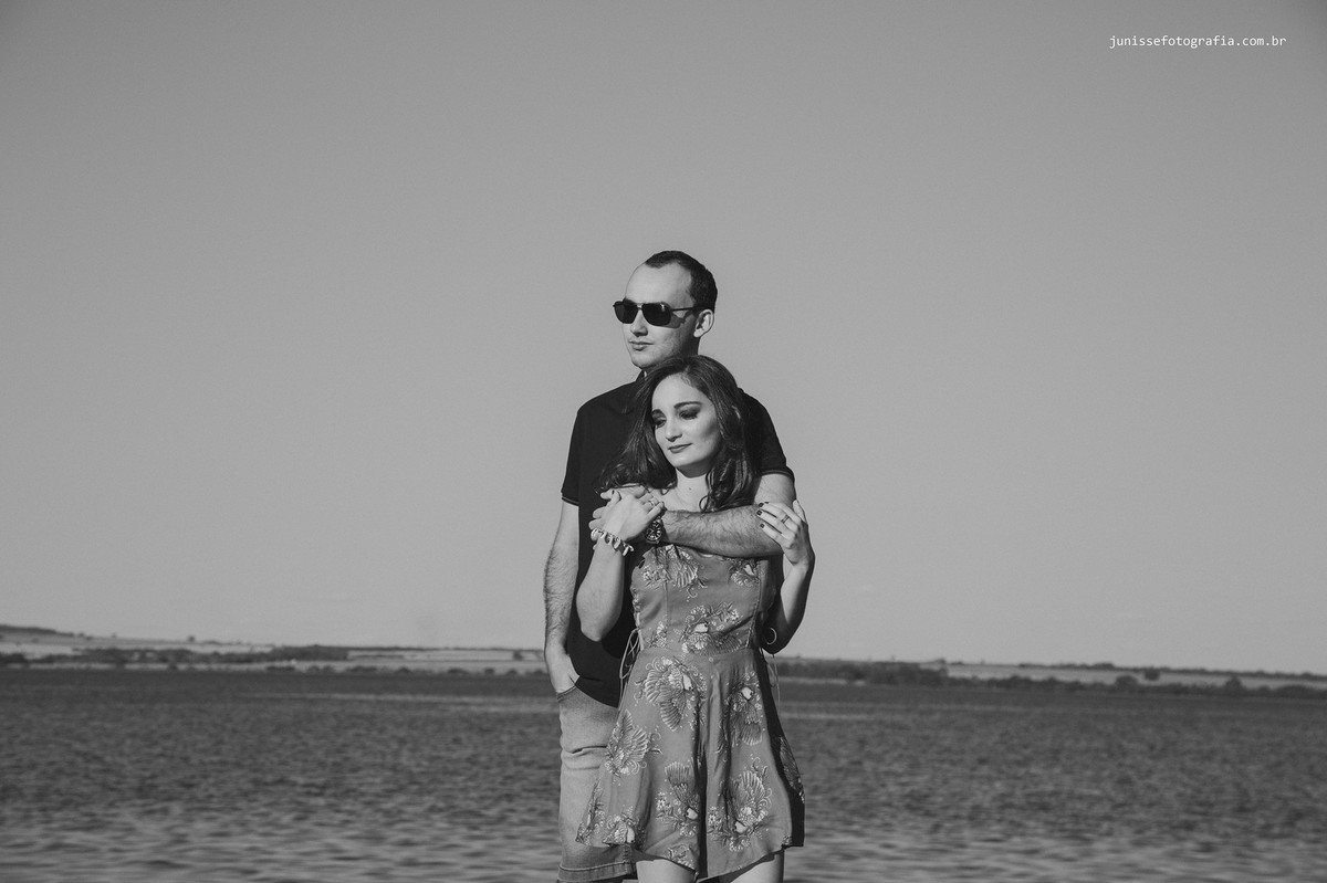 leandra-e-fabio-casamento_casamento-em-ituiutaba_ensaio-externo_ensaio-ar-livre_fotos-diferentes-de-casamento_casamento-diferente_casamento-de-dia_casamento-ituiutaba-mg