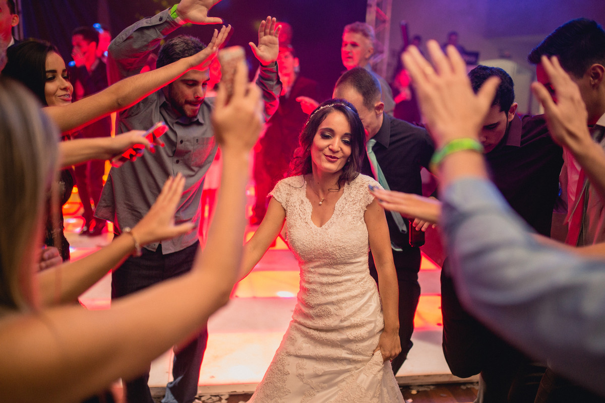 leandra-e-fabio-casamento_casamento-em-ituiutaba_casamento-na-igreja_destination-wedding_fotos-difernetes-de-casamento_casamento-diferente_casamento-de-dia_casamento-ituiutaba-mg_cas