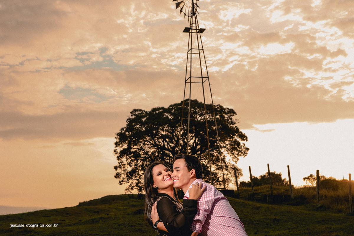 daniella-e-jeronimo-casamento_casamento-em-ituiutaba_ensaio-externo_ensaio-ar-livre_fotos-diferentes-de-casamento_casamento-diferente_casamento-de-dia_casamento-ituiutaba-mg