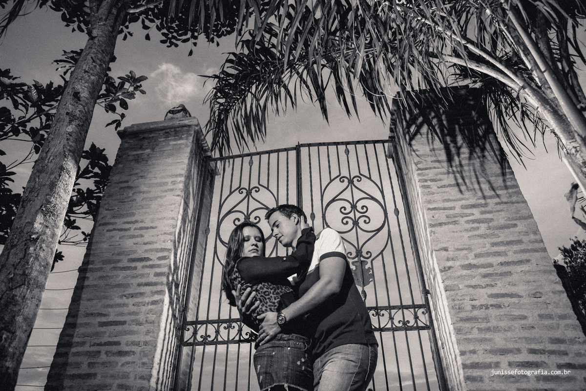 daniella-e-jeronimo-casamento_casamento-em-ituiutaba_ensaio-externo_ensaio-ar-livre_fotos-diferentes-de-casamento_casamento-diferente_casamento-de-dia_casamento-ituiutaba-mg