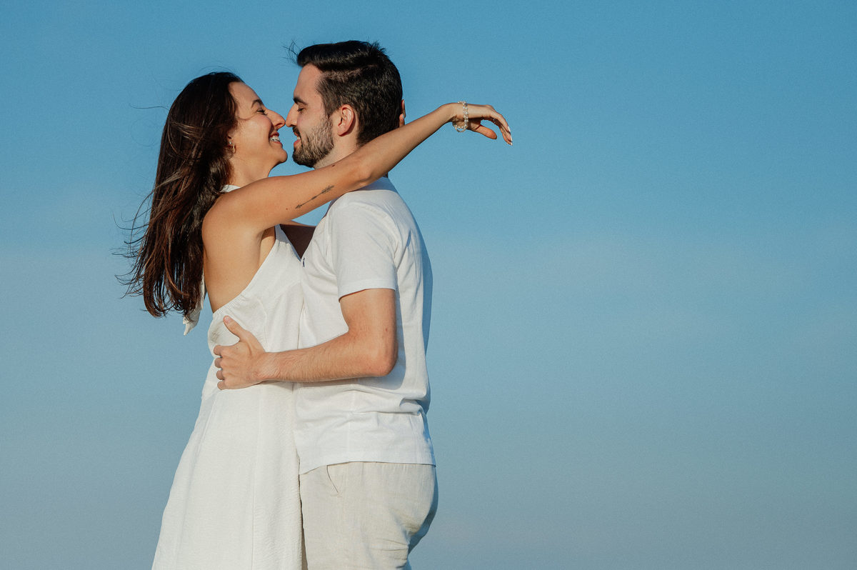 Pre-wedding, ensaio pre casamento, ensaio de casal, morro do capuava, ensaio de casal morro do capuava, fotografo de casamento, fotografia de ensaio, ideias para ensiao pre-wedding, fotografia documental, especialista em casamento, raphael oliveira