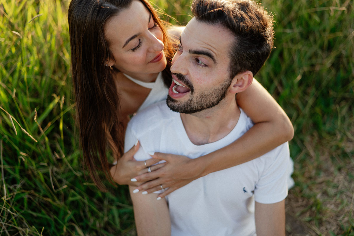 Pre-wedding, ensaio pre casamento, ensaio de casal, morro do capuava, ensaio de casal morro do capuava, fotografo de casamento, fotografia de ensaio, ideias para ensiao pre-wedding, fotografia documental, especialista em casamento, raphael oliveira