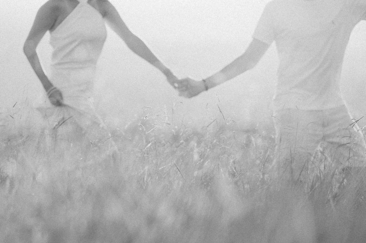 Pre-wedding, ensaio pre casamento, ensaio de casal, morro do capuava, ensaio de casal morro do capuava, fotografo de casamento, fotografia de ensaio, ideias para ensiao pre-wedding, fotografia documental, especialista em casamento, raphael oliveira