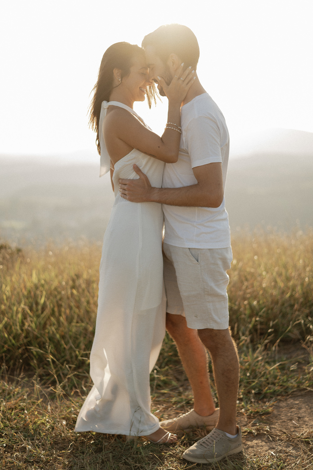 Pre-wedding, ensaio pre casamento, ensaio de casal, morro do capuava, ensaio de casal morro do capuava, fotografo de casamento, fotografia de ensaio, ideias para ensiao pre-wedding, fotografia documental, especialista em casamento, raphael oliveira