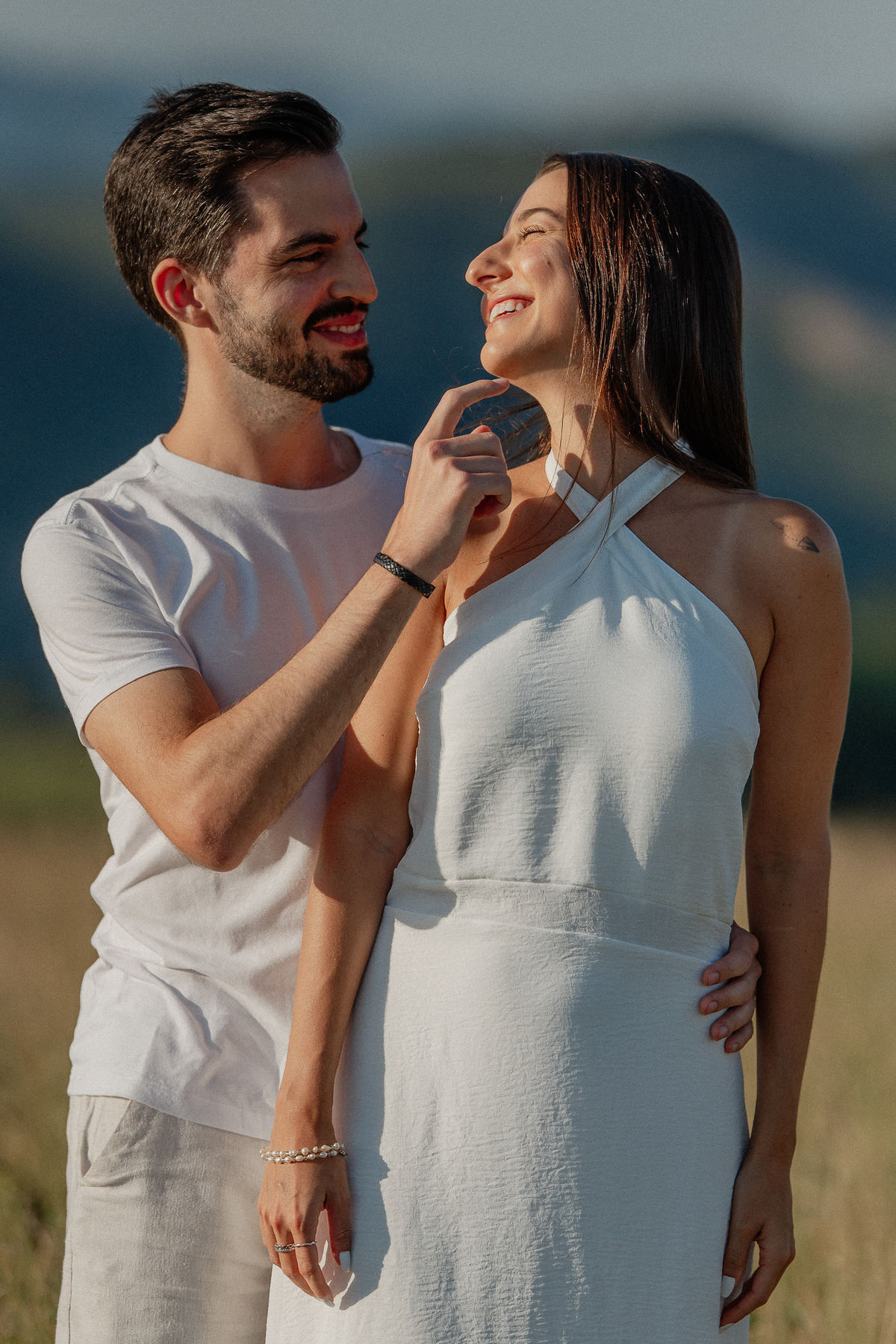 Pre-wedding, ensaio pre casamento, ensaio de casal, morro do capuava, ensaio de casal morro do capuava, fotografo de casamento, fotografia de ensaio, ideias para ensiao pre-wedding, fotografia documental, especialista em casamento, raphael oliveira