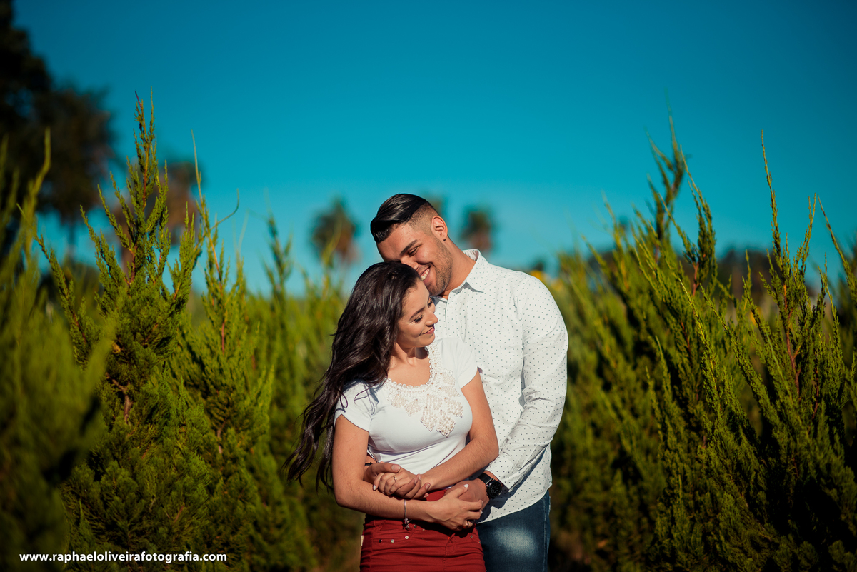 Ensaio pré casamento realizado em holambra no dia 20 de maio pelo fotografo Raphael Oliveira de Itapevi São Paulo.