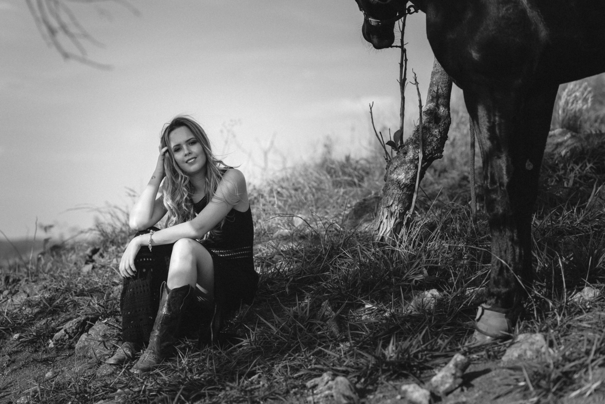 Ensaio Feminino, Ensaio fotográfico, book fotográfico, fotografia de moda, modelo fotográfico, ensaio em são roque, ensaio de menina, cavalos, ensaio com cavalos, fotos com cavalos, hipismos, ensaios externos