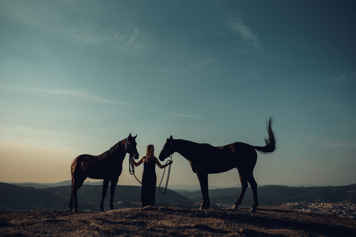 Ensaio Feminino, Ensaio fotográfico, book fotográfico, fotografia de moda, modelo fotográfico, ensaio em são roque, ensaio de menina, cavalos, ensaio com cavalos, fotos com cavalos, hipismos, ensaios externos