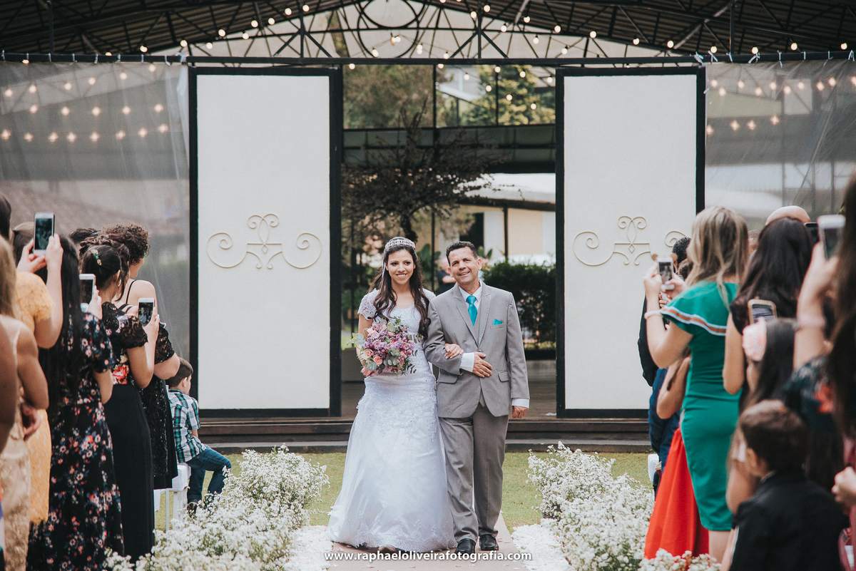 Casamento - wedding - fotografia de casamento - ispiração para casamento - igreja nossa senhora - espaço carpe diem - casamento diurno - wedding destination - fotos de casamento - vestido de noiva - casamento 2019 - raphael oliveira fotografia 