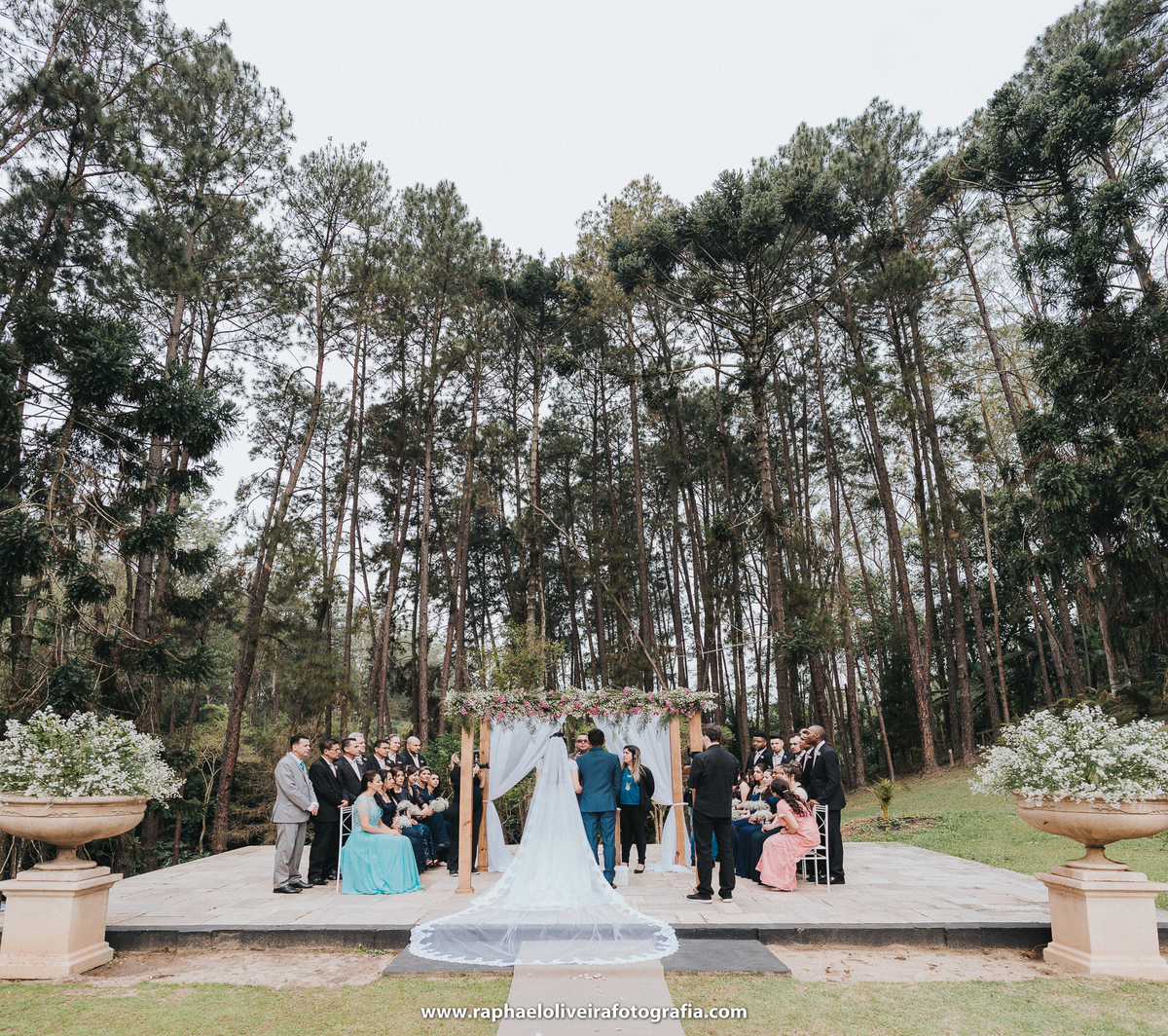 Casamento - wedding - fotografia de casamento - ispiração para casamento - igreja nossa senhora - espaço carpe diem - casamento diurno - wedding destination - fotos de casamento - vestido de noiva - casamento 2019 - raphael oliveira fotografia 