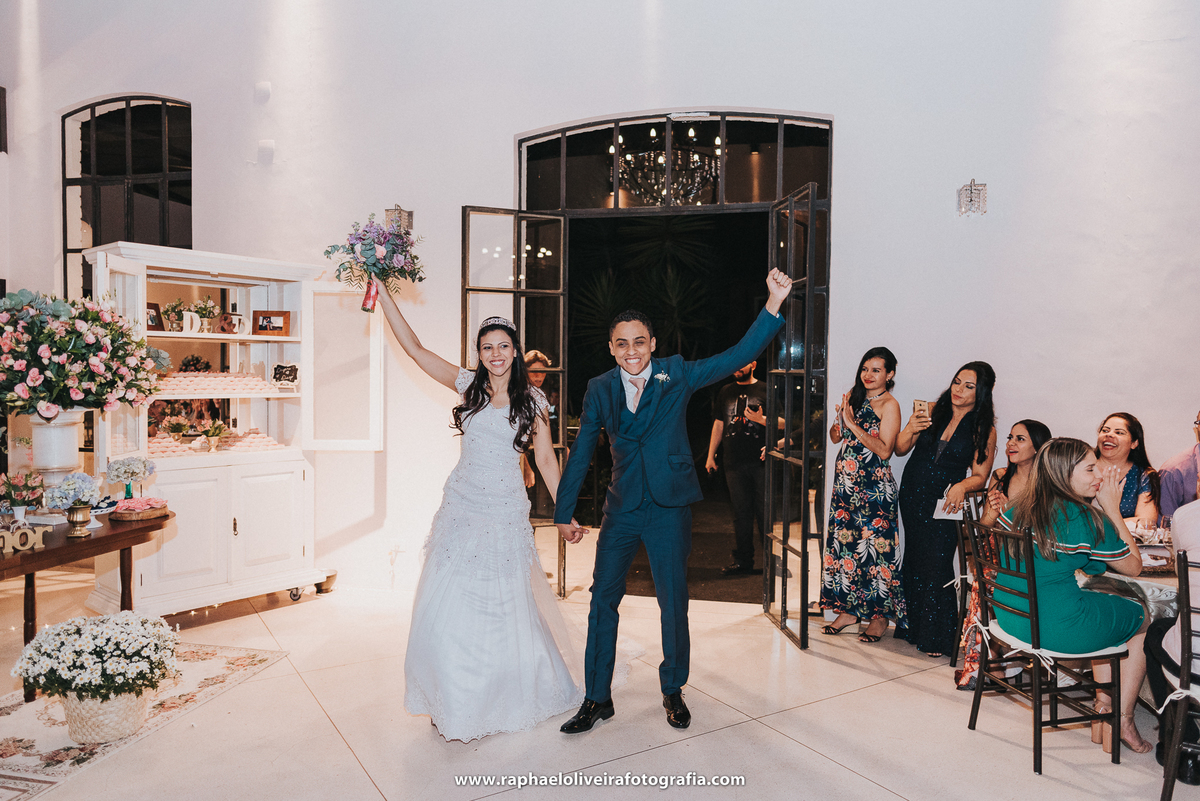 Casamento - wedding - fotografia de casamento - ispiração para casamento - igreja nossa senhora - espaço carpe diem - casamento diurno - wedding destination - fotos de casamento - vestido de noiva - casamento 2019 - raphael oliveira fotografia 