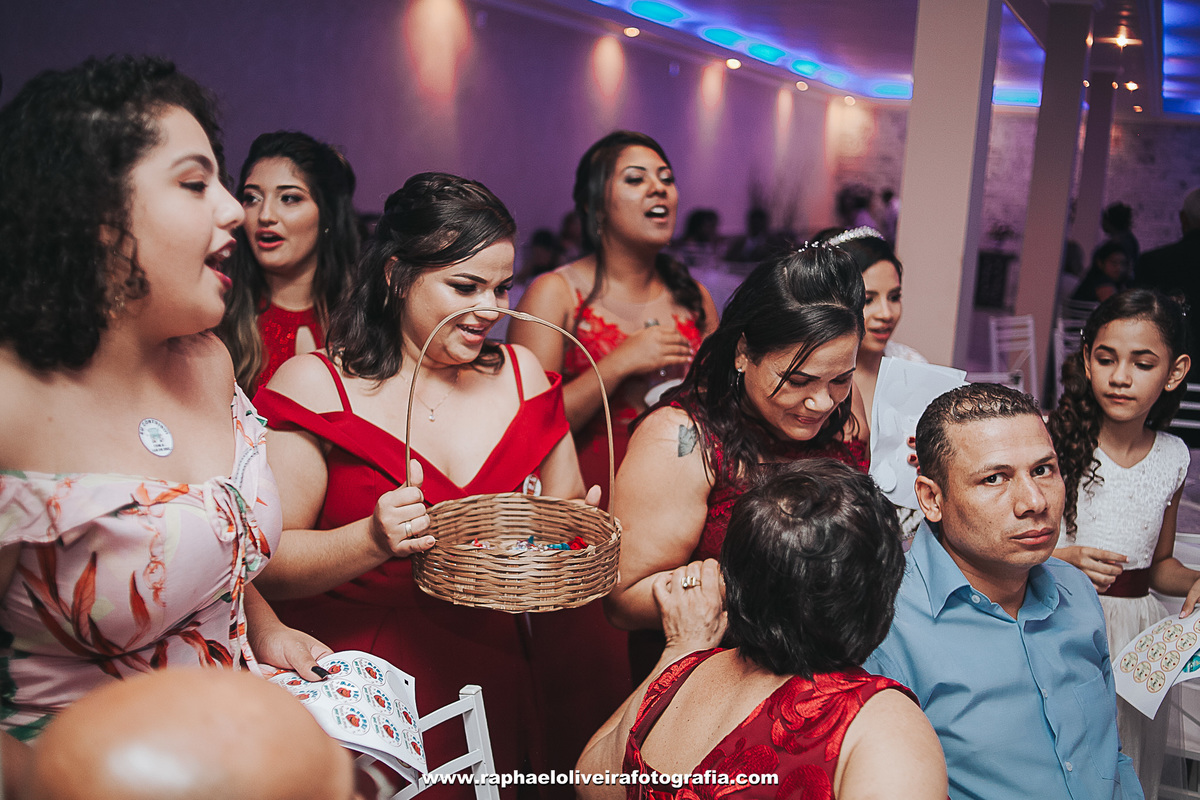 Casamento Jeane e Lucas, making of no salão Alessandra Siqueir em Itapevi - São Paulo - fotografado por raphael oliveira fotografia - fotografo de casamento e familia - fotografo de ensaios e gestante - raphael oliveira fotografia - raphael oliveira