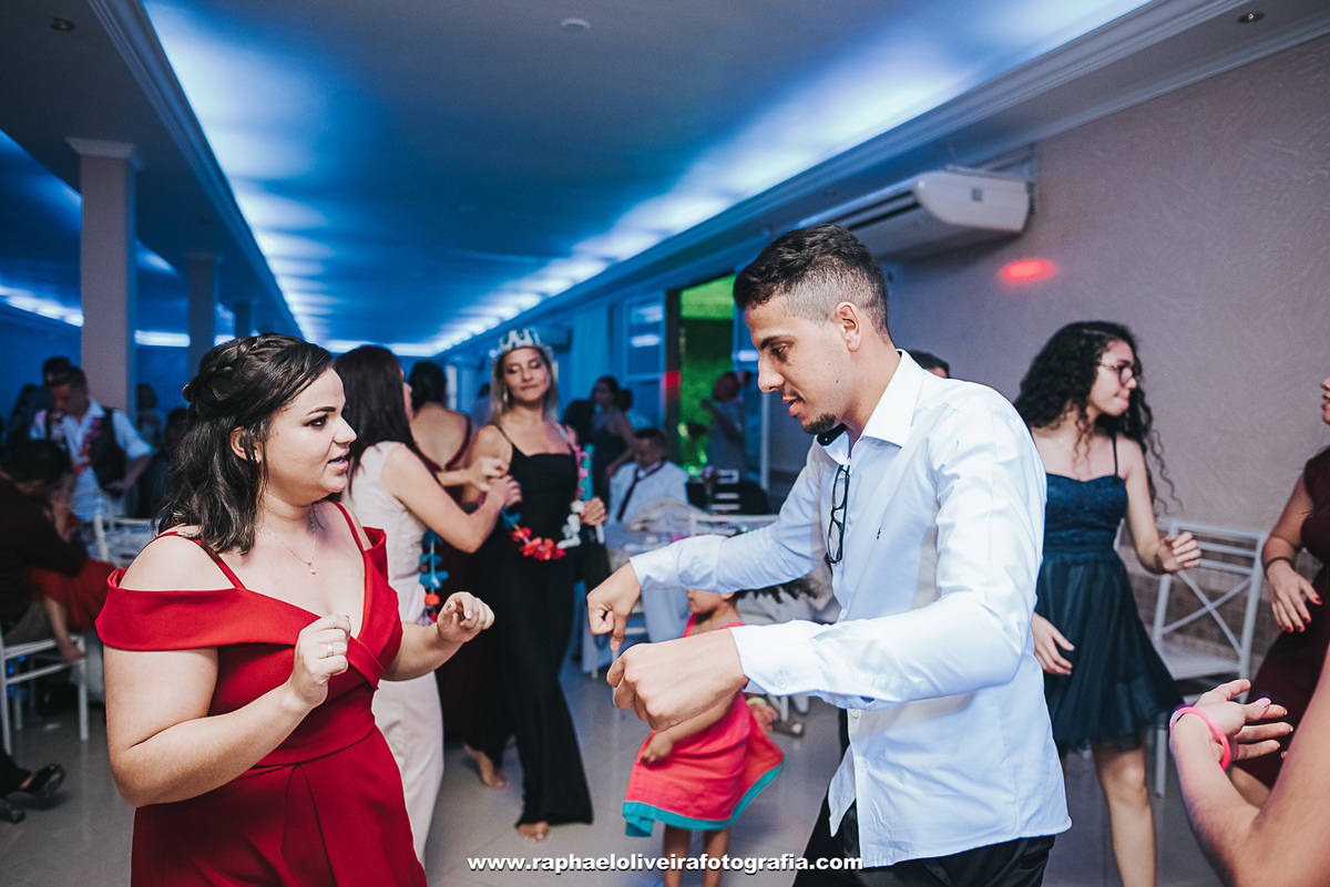 Casamento Jeane e Lucas, making of no salão Alessandra Siqueir em Itapevi - São Paulo - fotografado por raphael oliveira fotografia - fotografo de casamento e familia - fotografo de ensaios e gestante - raphael oliveira fotografia - raphael oliveira