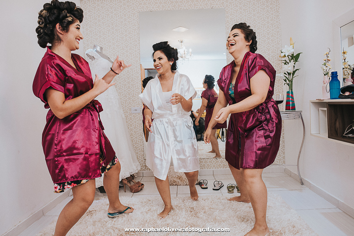 Casamento Jeane e Lucas, making of no salão Alessandra Siqueir em Itapevi - São Paulo - fotografado por raphael oliveira fotografia - fotografo de casamento e familia - fotografo de ensaios e gestante - raphael oliveira fotografia - raphael oliveira