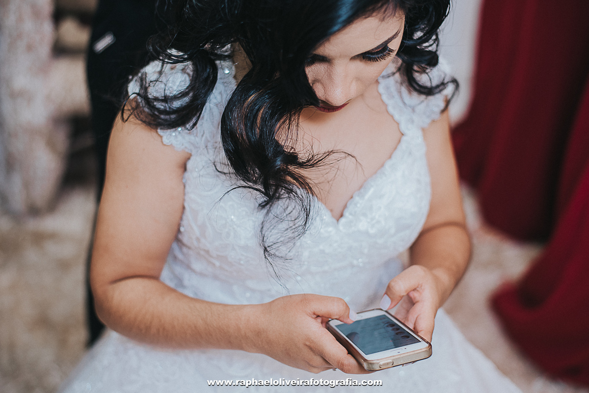 Casamento Jeane e Lucas, making of no salão Alessandra Siqueir em Itapevi - São Paulo - fotografado por raphael oliveira fotografia - fotografo de casamento e familia - fotografo de ensaios e gestante - raphael oliveira fotografia - raphael oliveira