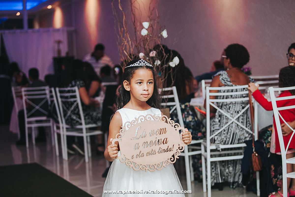 Casamento Jeane e Lucas, making of no salão Alessandra Siqueir em Itapevi - São Paulo - fotografado por raphael oliveira fotografia - fotografo de casamento e familia - fotografo de ensaios e gestante - raphael oliveira fotografia - raphael oliveira