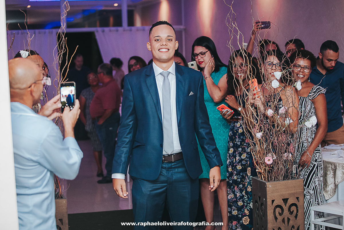 Casamento Jeane e Lucas, making of no salão Alessandra Siqueir em Itapevi - São Paulo - fotografado por raphael oliveira fotografia - fotografo de casamento e familia - fotografo de ensaios e gestante - raphael oliveira fotografia - raphael oliveira
