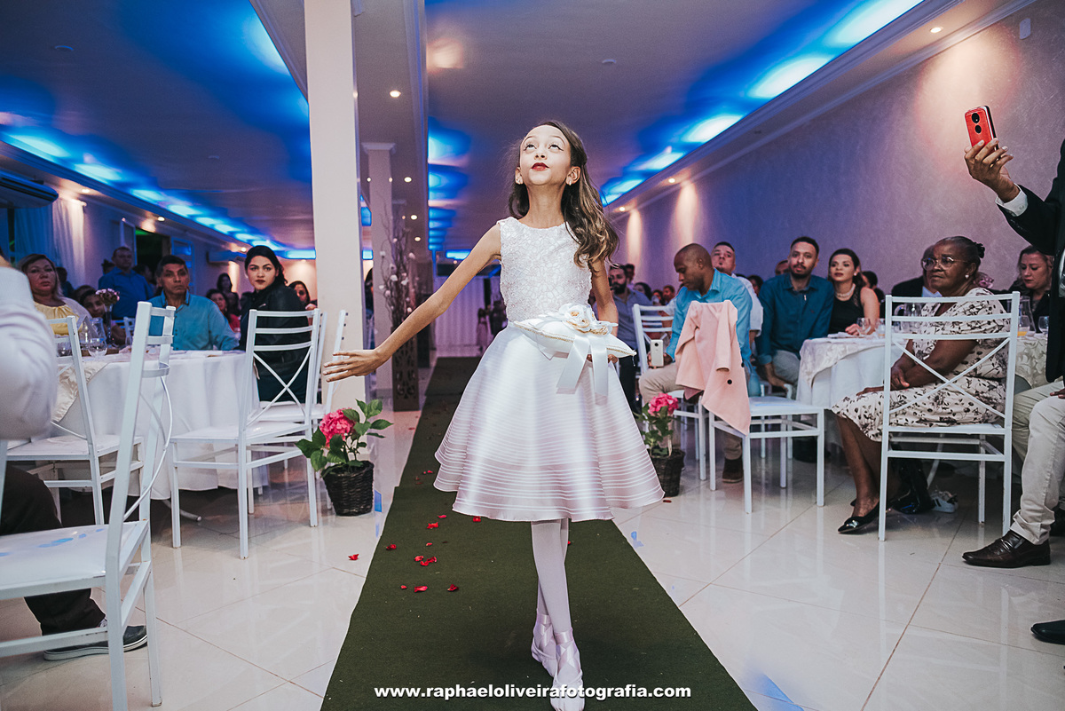 Casamento Jeane e Lucas, making of no salão Alessandra Siqueir em Itapevi - São Paulo - fotografado por raphael oliveira fotografia - fotografo de casamento e familia - fotografo de ensaios e gestante - raphael oliveira fotografia - raphael oliveira