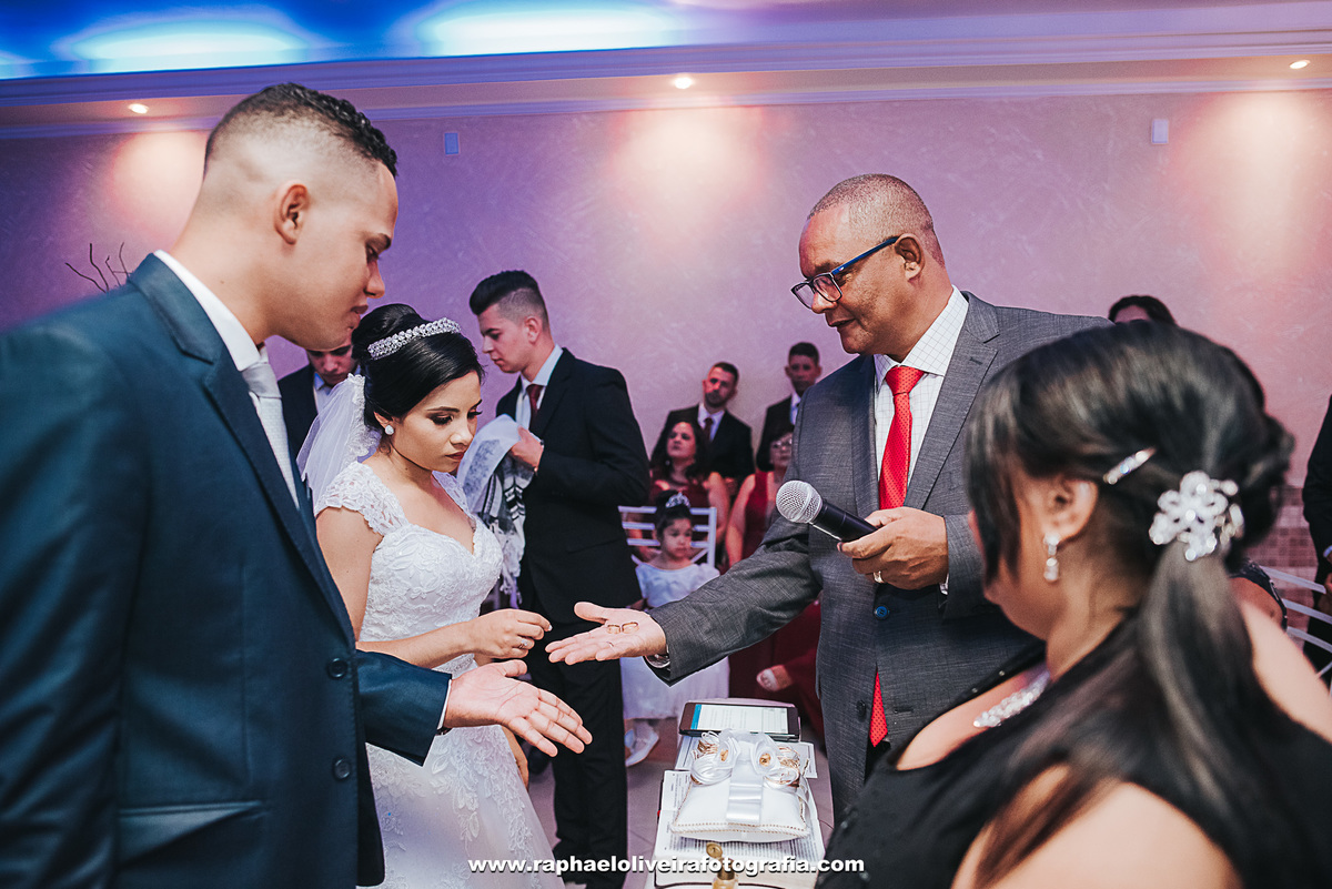 Casamento Jeane e Lucas, making of no salão Alessandra Siqueir em Itapevi - São Paulo - fotografado por raphael oliveira fotografia - fotografo de casamento e familia - fotografo de ensaios e gestante - raphael oliveira fotografia - raphael oliveira