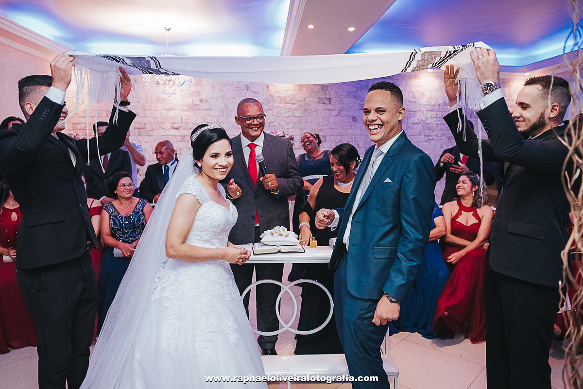 Casamento Jeane e Lucas, making of no salão Alessandra Siqueir em Itapevi - São Paulo - fotografado por raphael oliveira fotografia - fotografo de casamento e familia - fotografo de ensaios e gestante - raphael oliveira fotografia - raphael oliveira