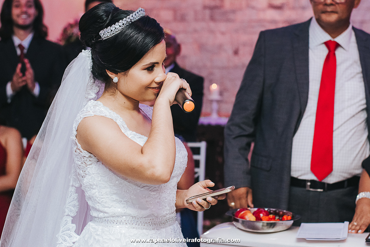 Casamento Jeane e Lucas, making of no salão Alessandra Siqueir em Itapevi - São Paulo - fotografado por raphael oliveira fotografia - fotografo de casamento e familia - fotografo de ensaios e gestante - raphael oliveira fotografia - raphael oliveira