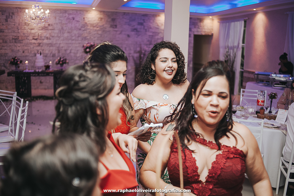 Casamento Jeane e Lucas, making of no salão Alessandra Siqueir em Itapevi - São Paulo - fotografado por raphael oliveira fotografia - fotografo de casamento e familia - fotografo de ensaios e gestante - raphael oliveira fotografia - raphael oliveira