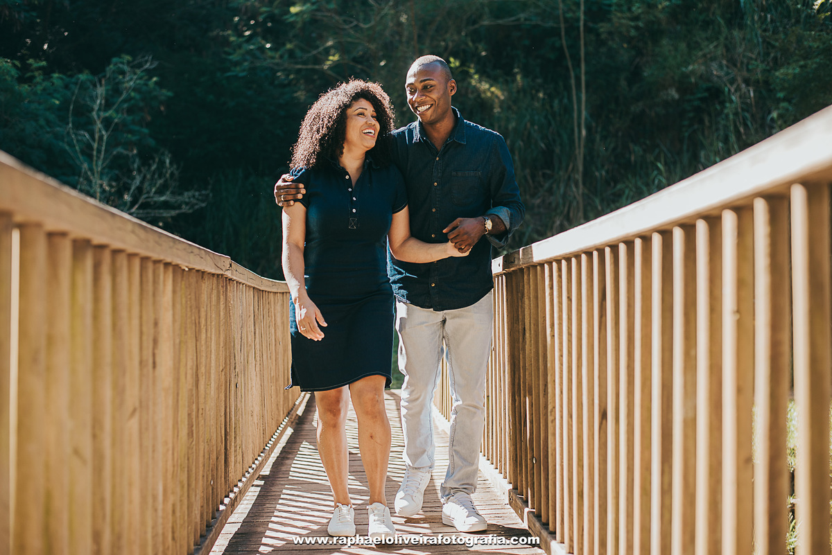 Ensaio pré casamento da Patricia com o Daniel realizado e brotas e registrado por raphael oliveira fotografia - fotografo de casamento e familia - fotografo de ensaio e gestante - lugares para ensaio pré casamento - raphael oliveira - ideias  pre casament
