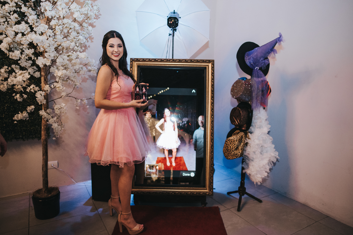 Festa de 15 anos, festa de debutante, aniversário de 15 anos, vestido de debutante, anel de debutante, dia de princesa, debutante, festa de aniversário, ensaio de debutante, fotografo de debutante, inspiração para festa de 15 ano, raphael oliveira.