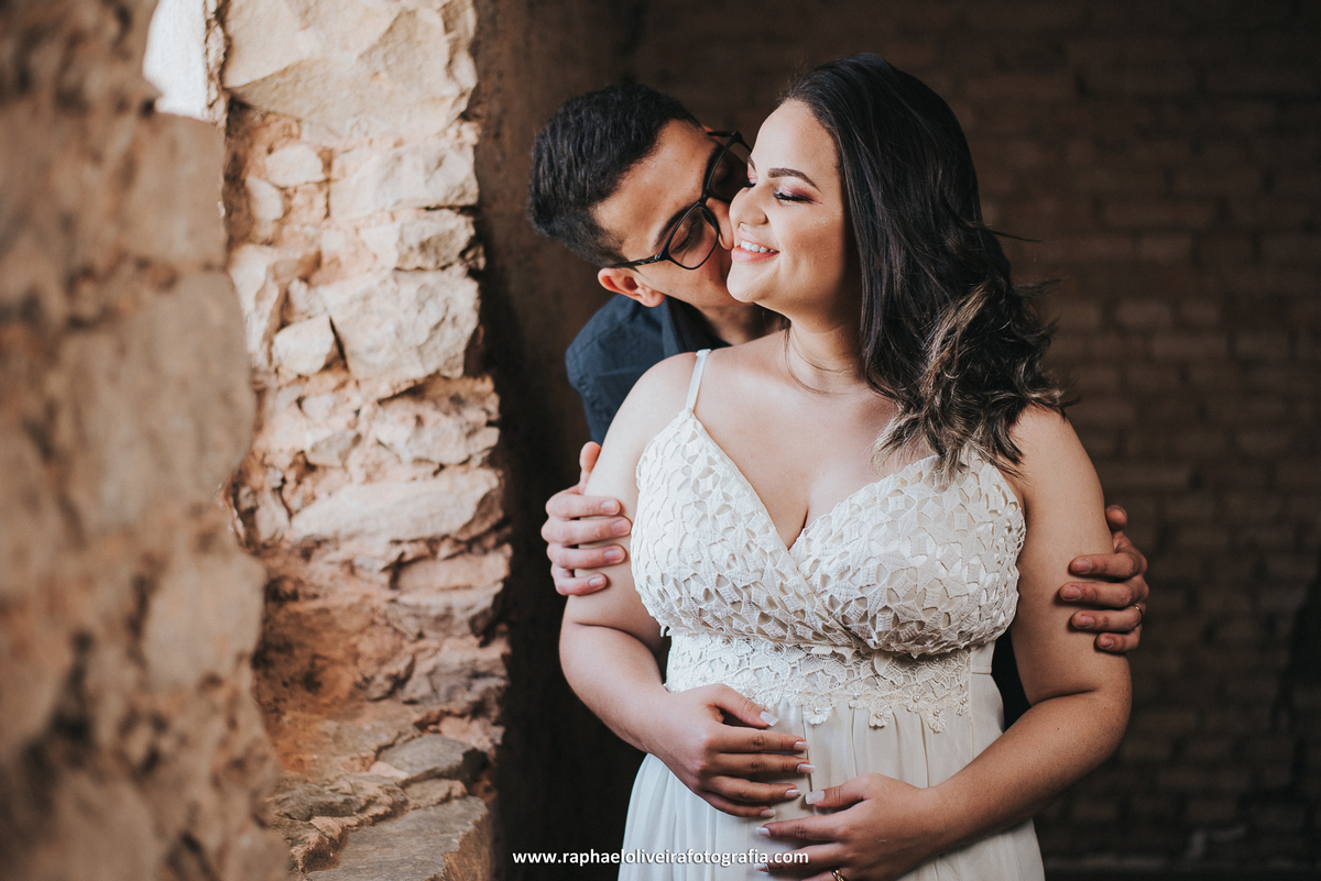 Ensaio pré-casamento - ensaio de casal no campo - ensaio de casal - inspiração para ensaio fotografico - casamento - fotos de ensaio - casamento no campo - raphael oliveira fotografia - fotografo de casamentos