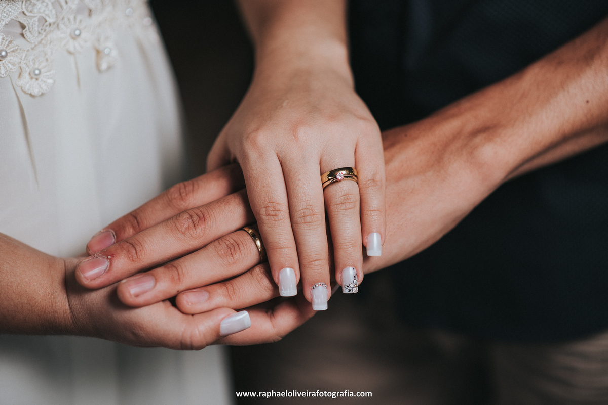Ensaio pré-casamento - ensaio de casal no campo - ensaio de casal - inspiração para ensaio fotografico - casamento - fotos de ensaio - casamento no campo - raphael oliveira fotografia - fotografo de casamentos