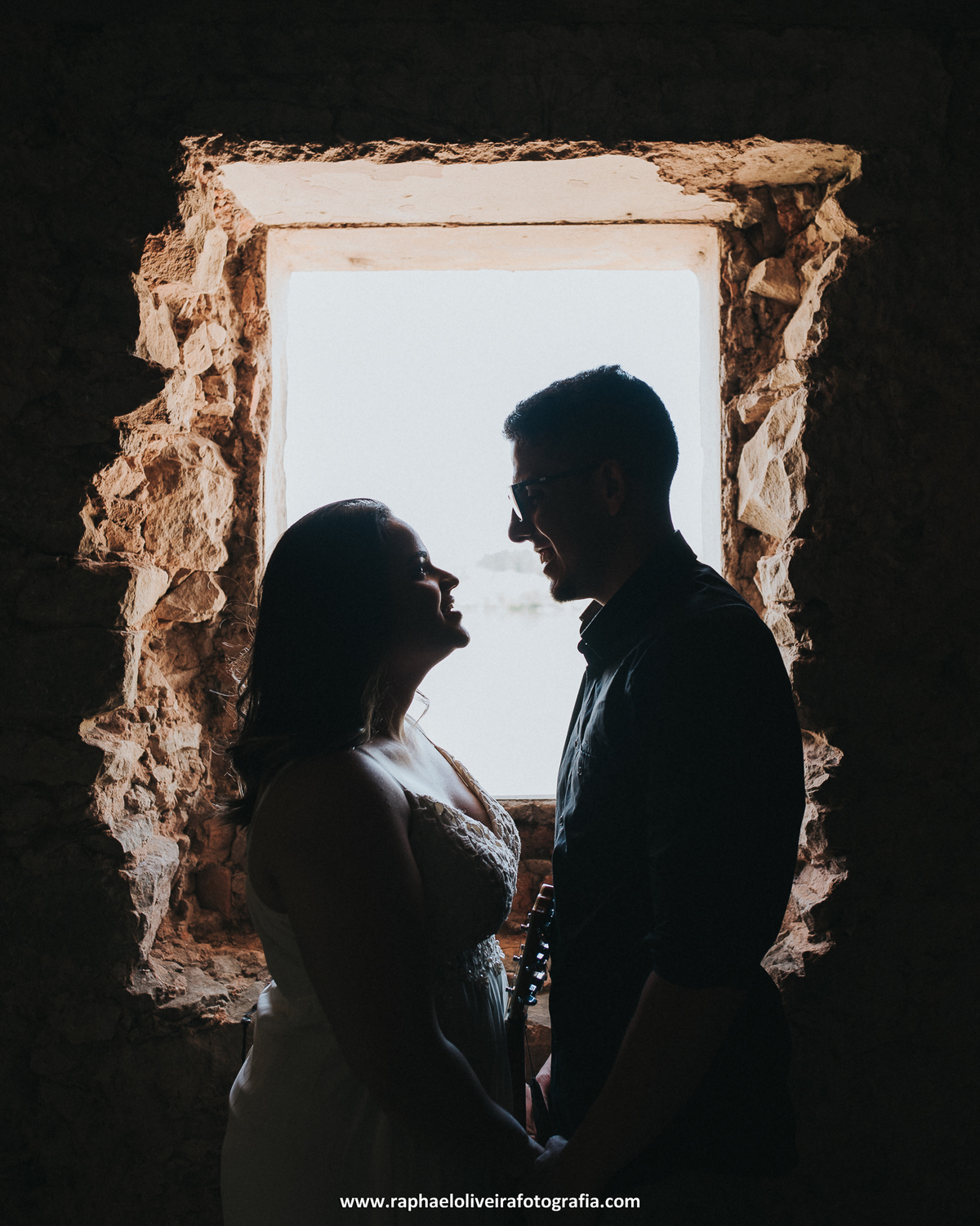 Ensaio pré-casamento - ensaio de casal no campo - ensaio de casal - inspiração para ensaio fotografico - casamento - fotos de ensaio - casamento no campo - raphael oliveira fotografia - fotografo de casamentos