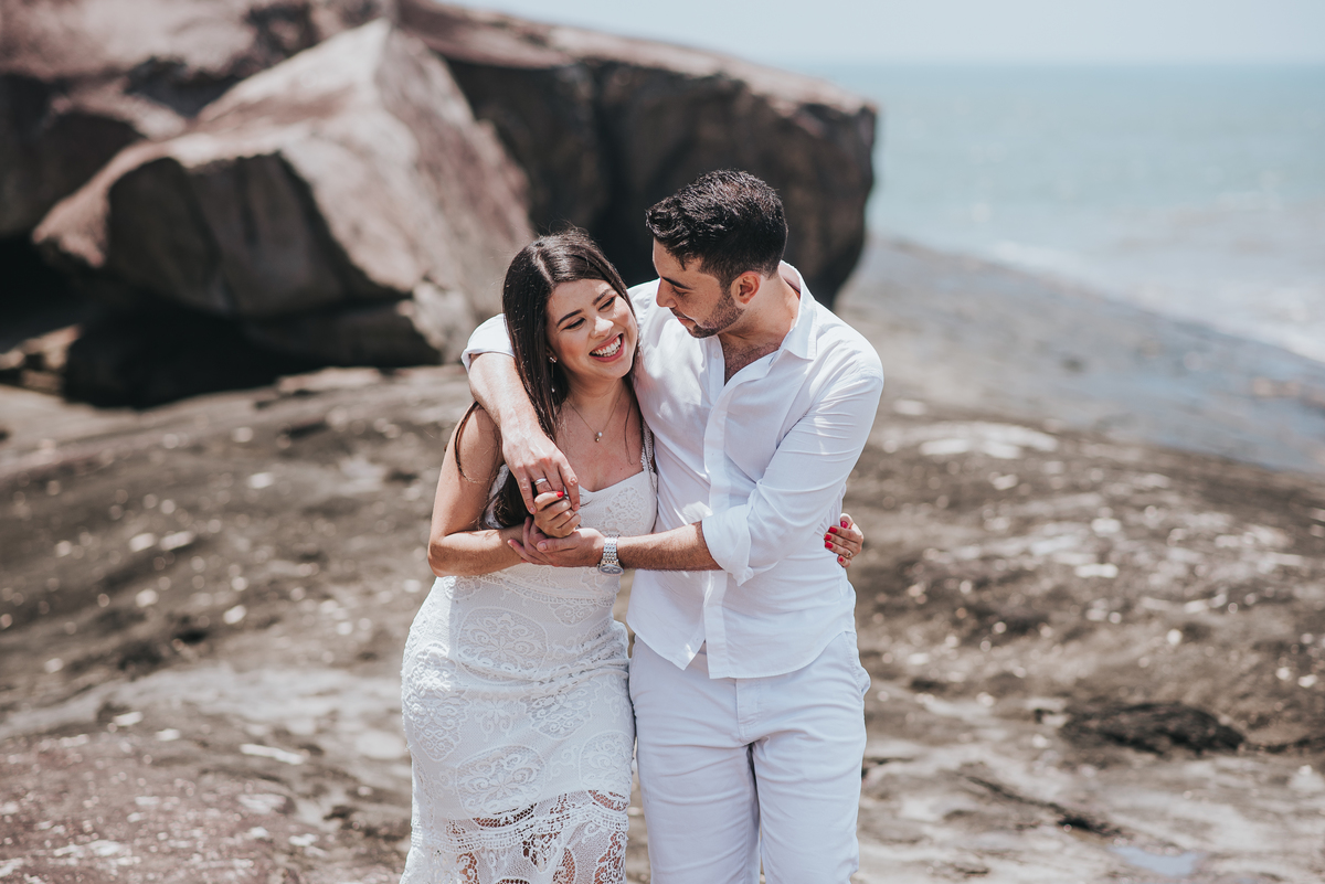 Ensaio de casal, ensaio pré casamento, ensaio de casal na praia, ensaio na praia, inspiração para ensaio pre casamento, praia, raphael oliveira fotografia, casamentos, inspiração de casamento, raphael oliveira, fotografo de casamento em são paulo.