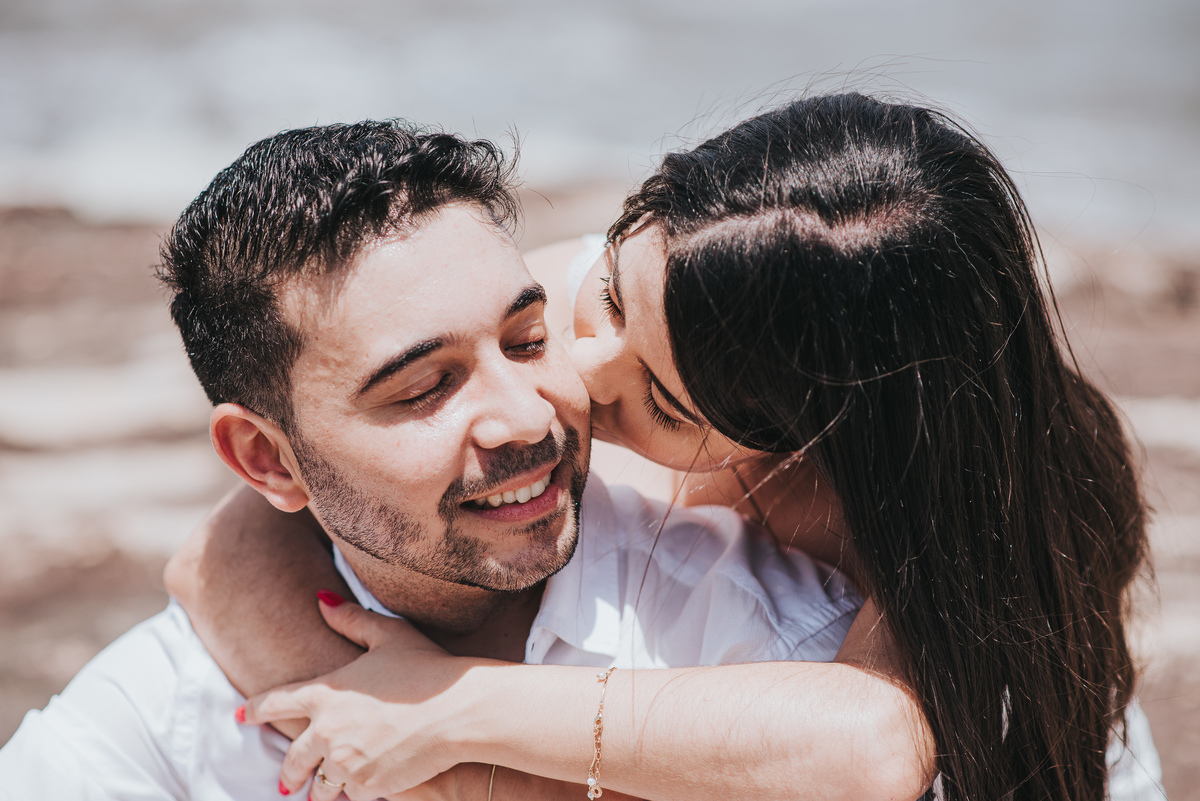 Ensaio de casal, ensaio pré casamento, ensaio de casal na praia, ensaio na praia, inspiração para ensaio pre casamento, praia, raphael oliveira fotografia, casamentos, inspiração de casamento, raphael oliveira, fotografo de casamento em são paulo.