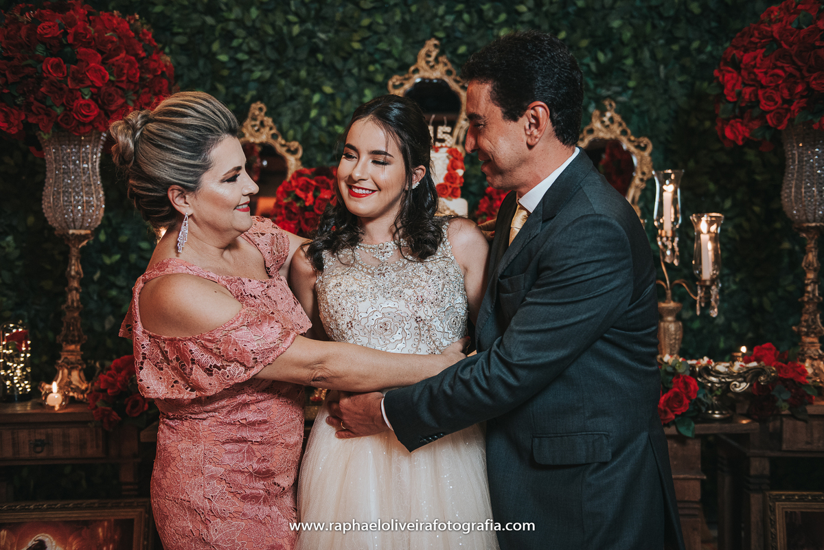 Ensaio de debutante, debutante, festa de 15 anos, festa de debutante, ensaio feminino, ensaio de 15 anos, decoração temática, bela e a fera, menina, 15 anos, making of de debutante, fotografo de debutante, raphael oliveira fotografia
