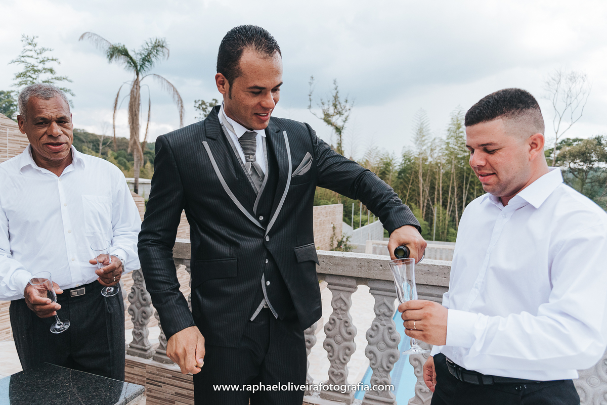 Casamento, sapato de noiva, maquiagem de noiva, vestido de noiva, veu de noiva, traje do noivo, noiva, fotografo de casamento, festa de casamento, decoração de casamento, inspiração para casamentos, raphael oliveira fotografia, fotografo de casamento.